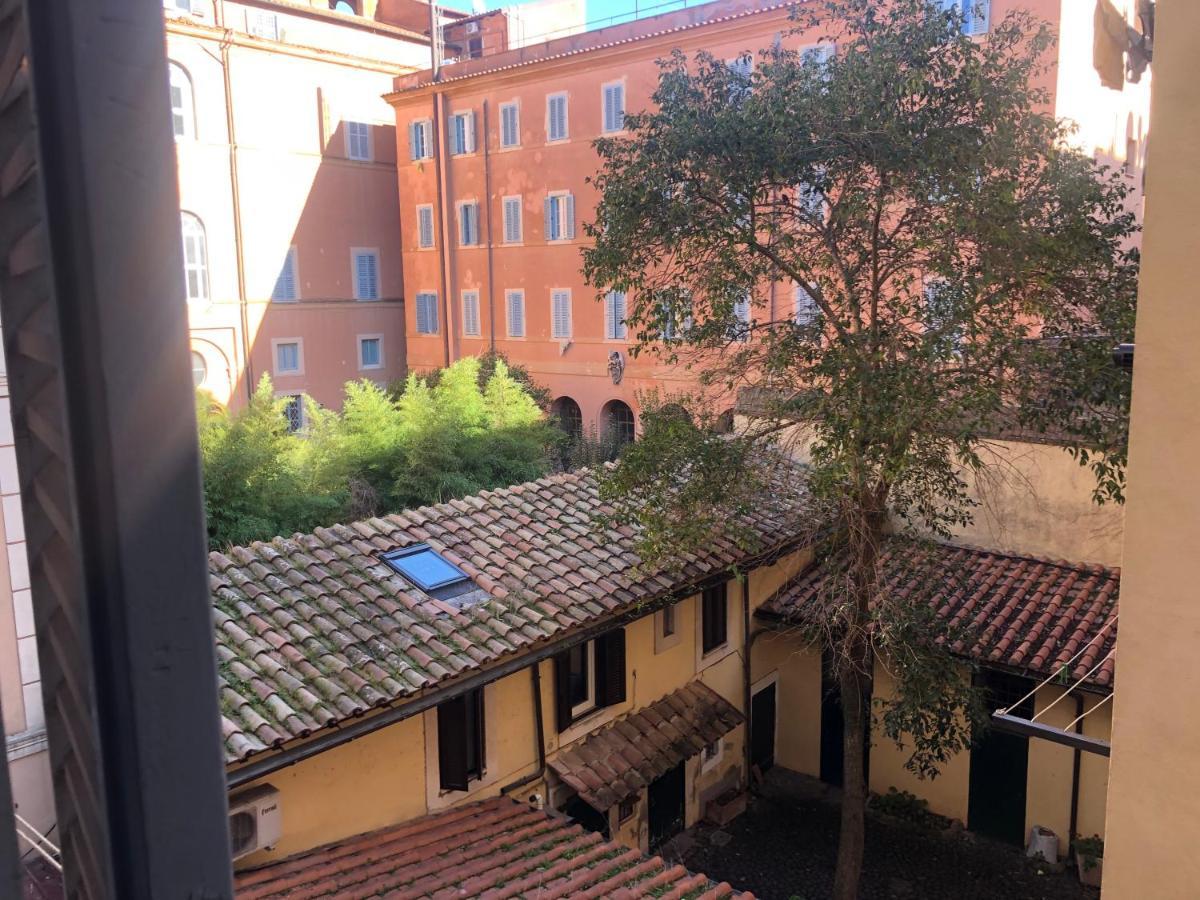 La Casa Di Ninni - Spanish Steps Apartment *